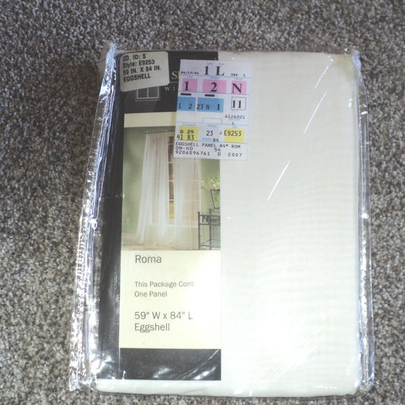 Lichtenberg ONE Sheer Roma Eggshell Panel 59" x 84 - Picture 1 of 4